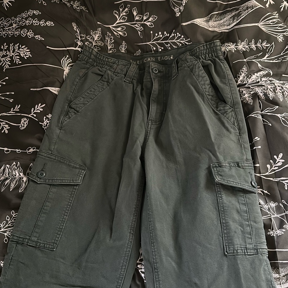 American Eagle Cargo Pants